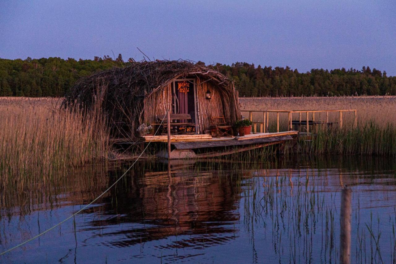 Bebru māja - Beaver house Usma Eksteriør bilde